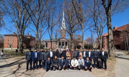 Ms. Pham Thu Hang – CEO of VIETSTAR
and Representative of GENCO2 at Harvard University